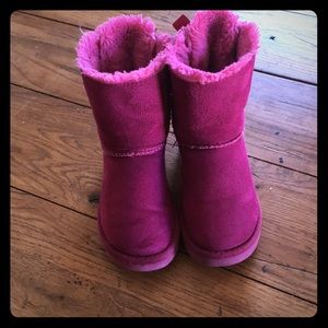 Toddler Ugg boots with ribbon bows